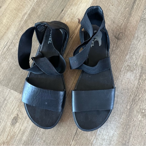 Sorel Ella Black Sandals - Picture 3 of 9